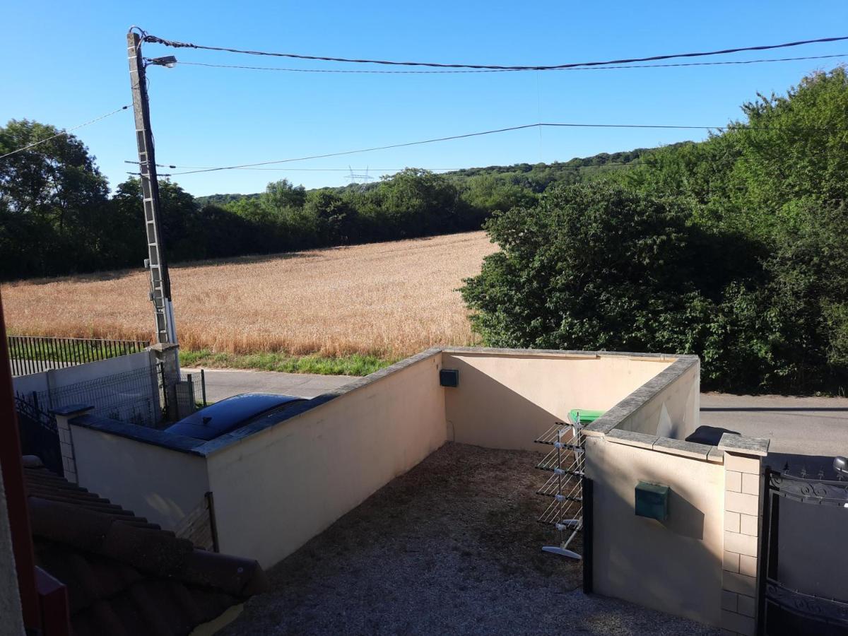 Maison Cheptainville Avec Terrasse Sur Verdure ภายนอก รูปภาพ